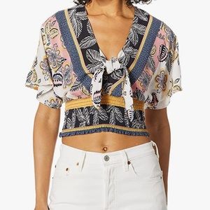 ANGIE - Women’s Tie Front Floral Crop Top with Elastic